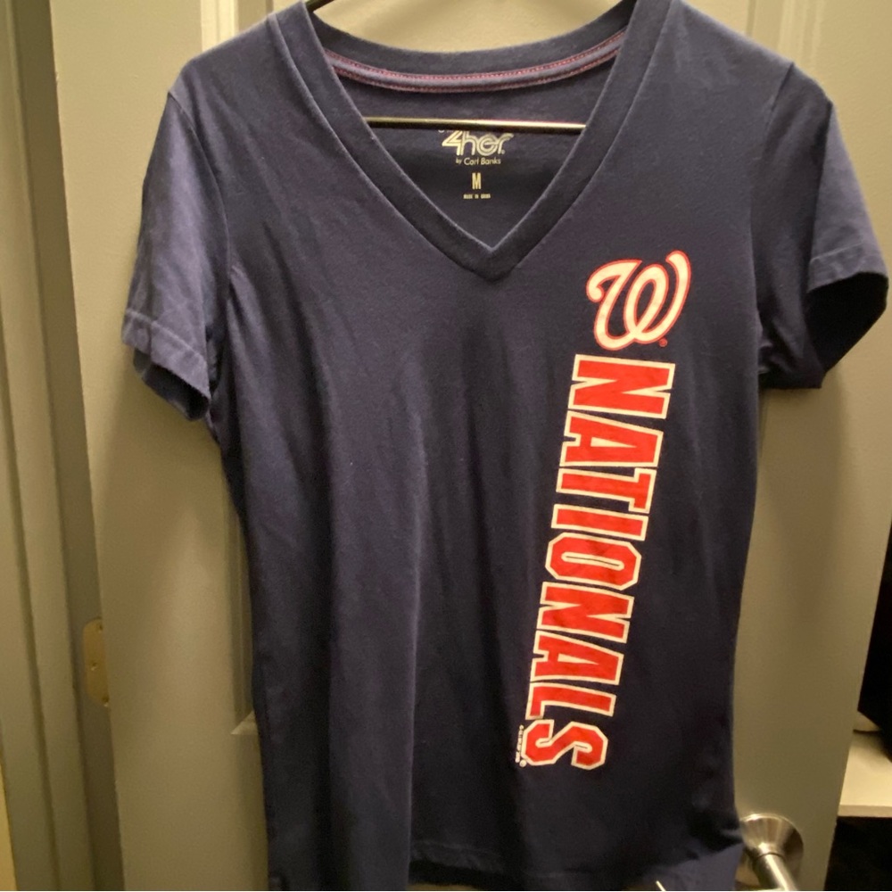 BLUE Washington Nationals Low V-Neck Tee by Carl Banks, Women's M